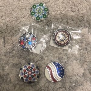 New Style Dots “Statement” snaps